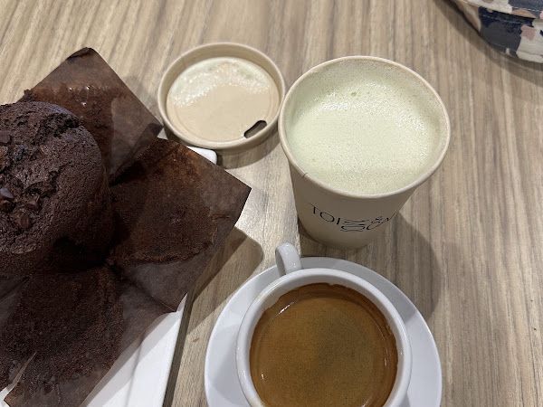 Toi Moi et Café