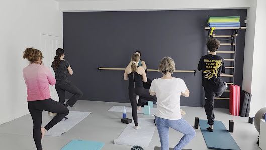 Cours de Yoga – Kinart Studio