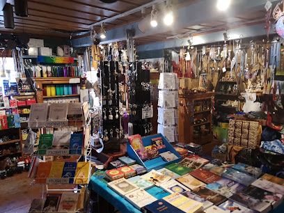 Maison du cadeau ésotérique mille et une pierres
