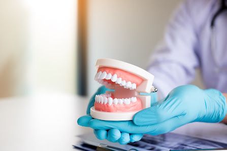 CompuSmiles Denture Clinic