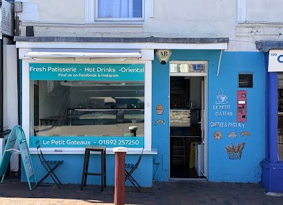 Café Petit Gâteau