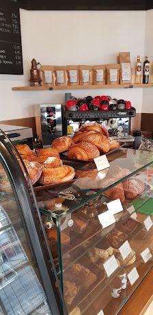 Alma Cafe & Bakehouse