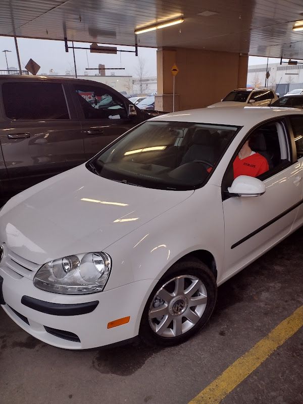 Imperial Auto Glass & Upholstery