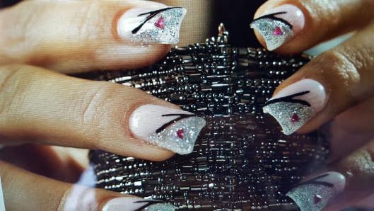 Nancy Demers technicienne en pose d'ongles et hygiéniste en soins de pieds
