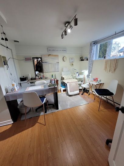Nancy Demers technicienne en pose d'ongles et hygiéniste en soins de pieds