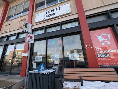 Le Petit Saigon