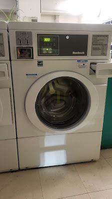 Lakeshore Coin Laundry