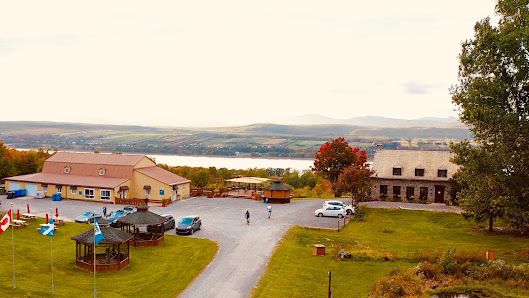 The Domain &mdash; Domaine Steinbach
