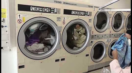 7DAY COIN LAUNDRY