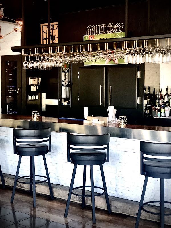 Le Monchamp Bar & Lounge