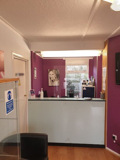 Cosmetic dentists Cambridge, Dentastique