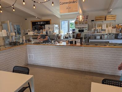 Le Relais Glacé & Olive Café
