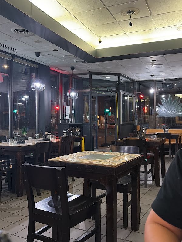 Maguey Taco-Bar