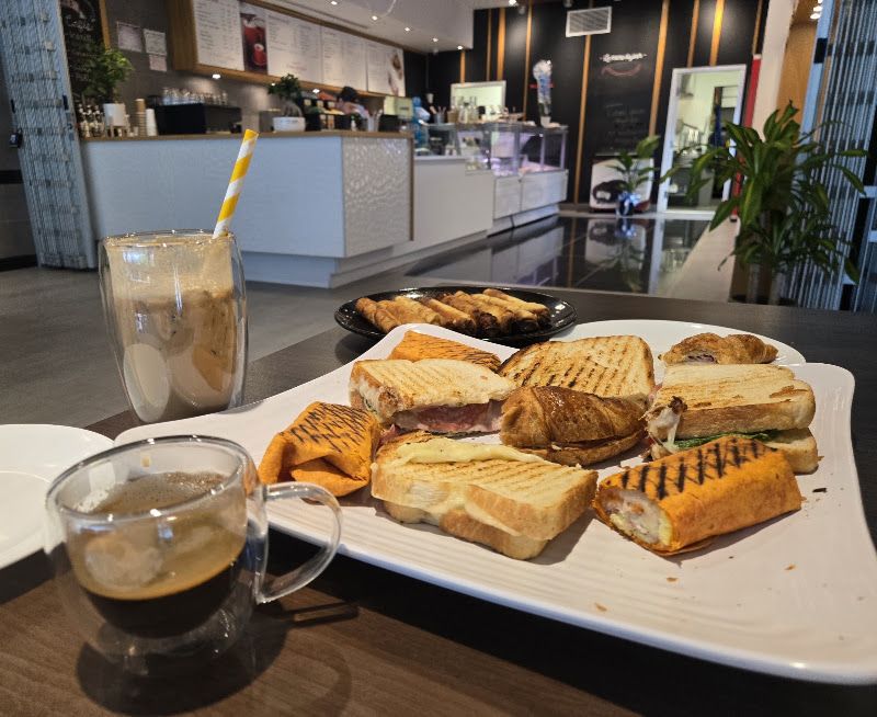 Chez Houri Café&Traiteur