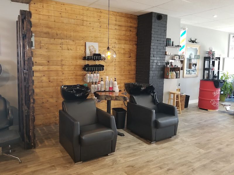 Barbe & Chignon Barbier Coiffure