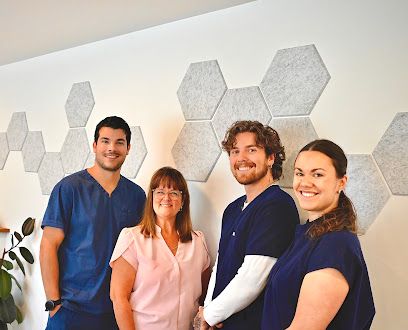 Notre Équipe — Clinique CHIRO+ Ste