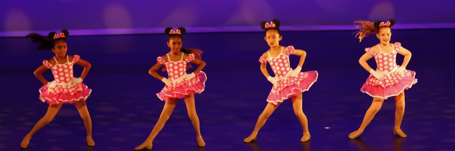 MARKHAM SCHOOL OF DANCE
