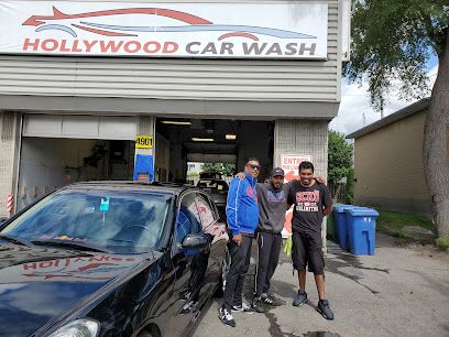 AAA Lave-Auto à la main Hollywood