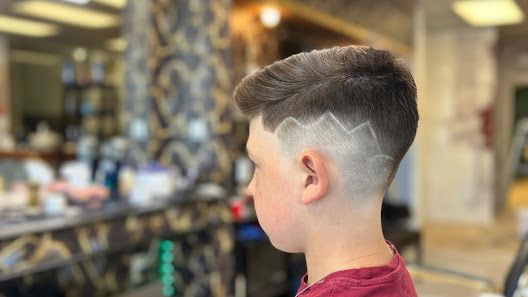HEADZ UP CAMPBELL RIVER BARBERSHOP