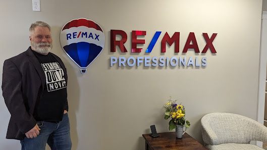 Contact REMAX Professionals, Courtage immobilier, Saint John, NB