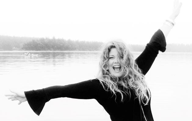Cheryl Pierce, Chilliwack & Fraser Valley Based Maximalist Interior Designer.