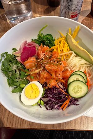 Restaurant Sushi Poke