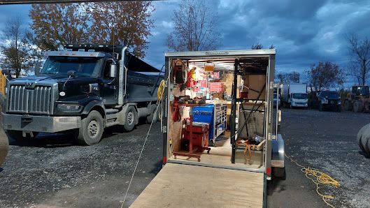 Mécanique Vallières (Camions et engins de chantier)