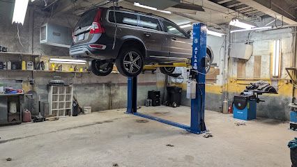 Ohm's garage