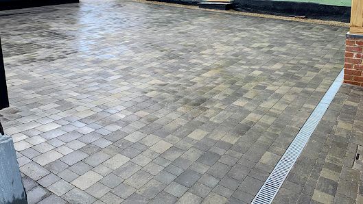 CAMBRIDGE PAVERS