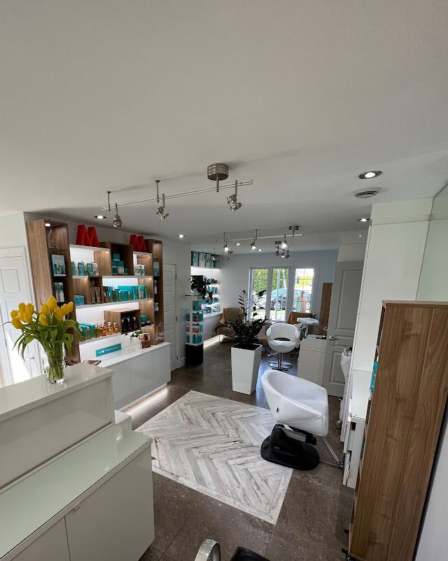 Salon Brin De Folie