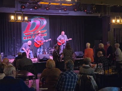 D2 Bar & Stage