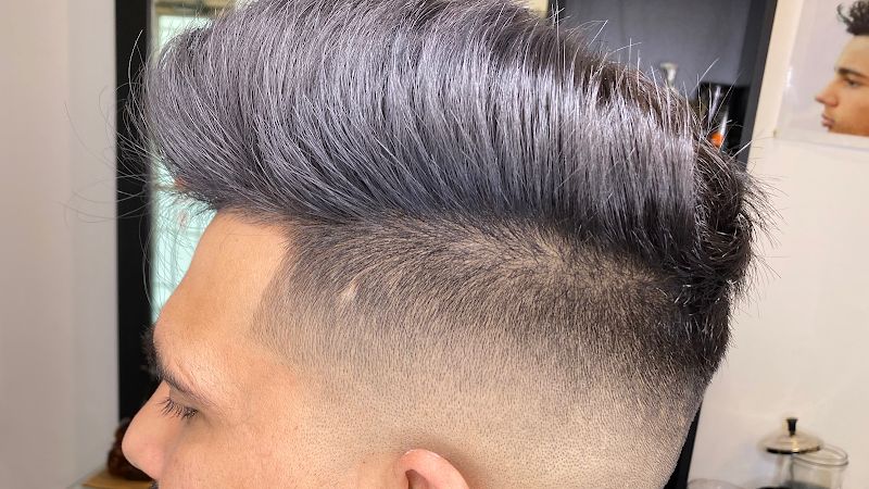 Pari's barber