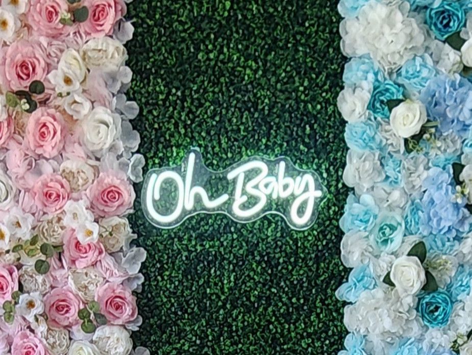 Luxury Petals And Party Decor